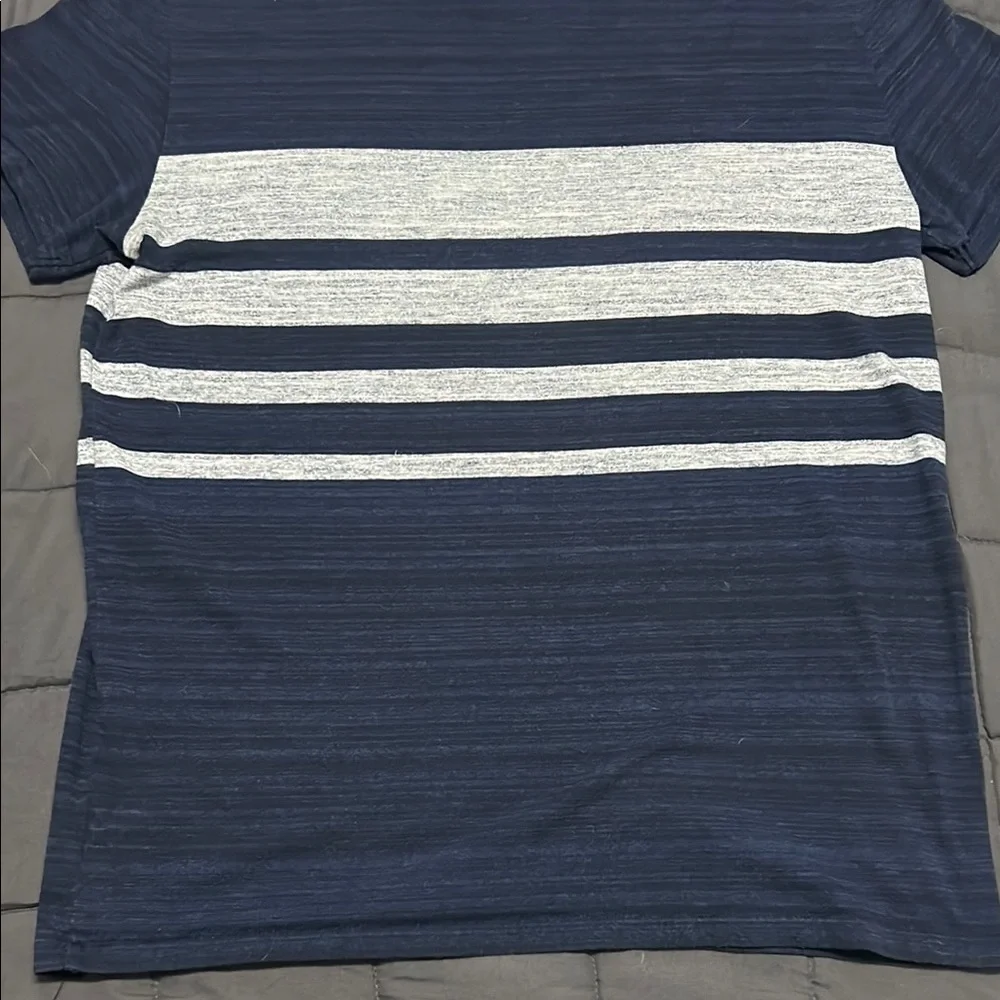 American Eagle Pocket Tee - Picture 8 of 8